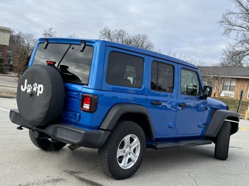 Used 2021 Jeep Wrangler Unlimited Sport w/ Sun And Sound Package image 3
