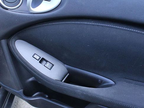 Used 2016 Nissan 370Z Coupe image 13