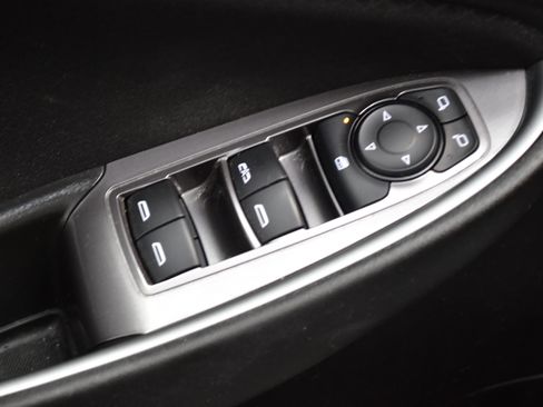 Used 2024 Chevrolet Malibu LT FWD image 16