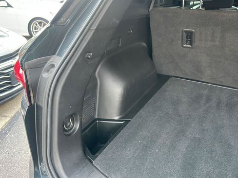 Used 2019 Chevrolet Blazer LT w/ LPO, Cargo Package FWD image 17