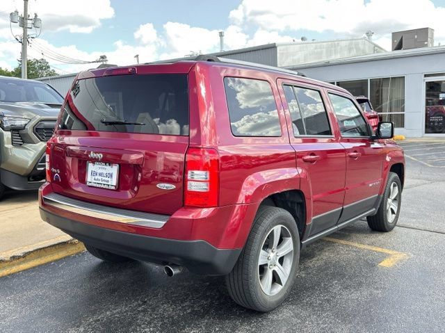 Used 2017 Jeep Patriot High Altitude AWD/4WD image 12