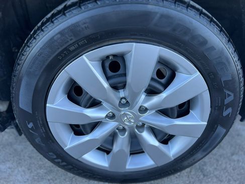 Used 2016 Toyota Corolla S Special Edition image 4