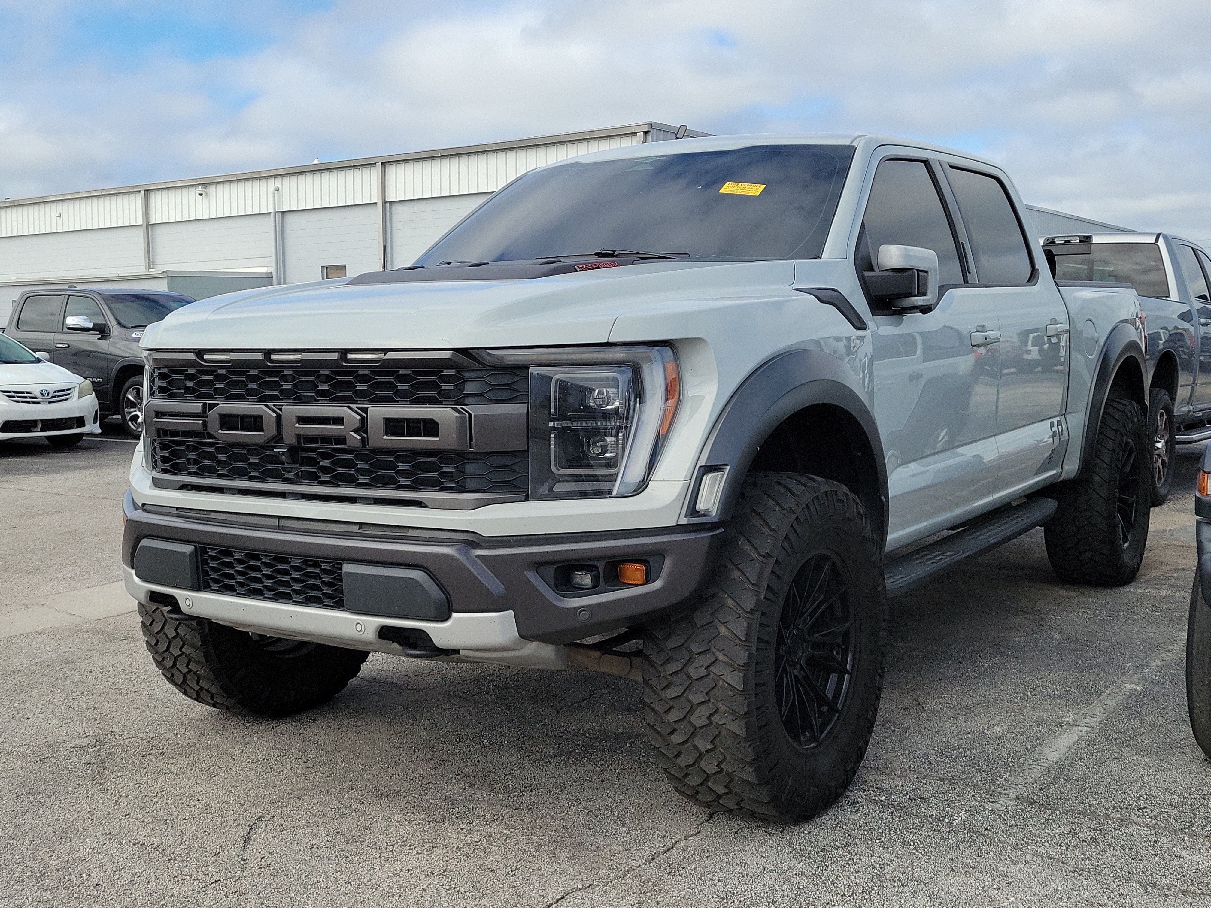Used 2023 Ford F150 Raptor w/ Raptor Carbon Fiber Package AWD/4WD image 3