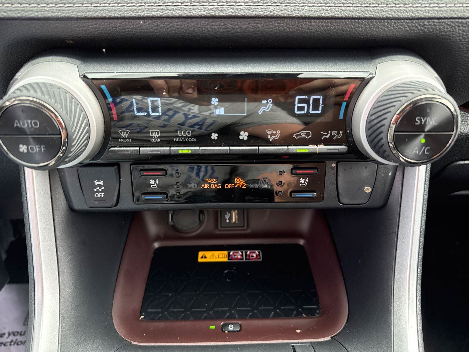 Certified 2025 Toyota RAV4 Limited w/ Advanced Technology Package AWD/4WD image 21