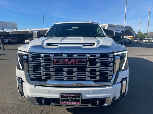 New 2026 GMC Sierra 2500 Denali w/ Denali Reserve Package image 2