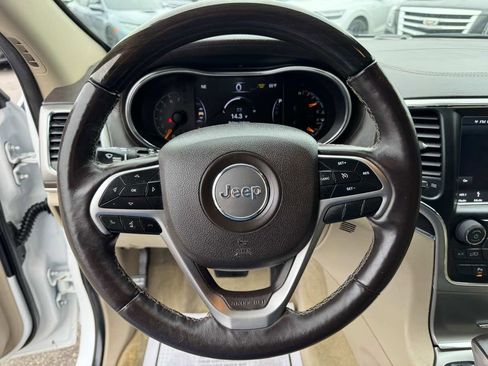 Used 2018 Jeep Grand Cherokee Overland image 12