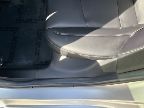 Used 2017 Tesla Model 3 Long Range image 26