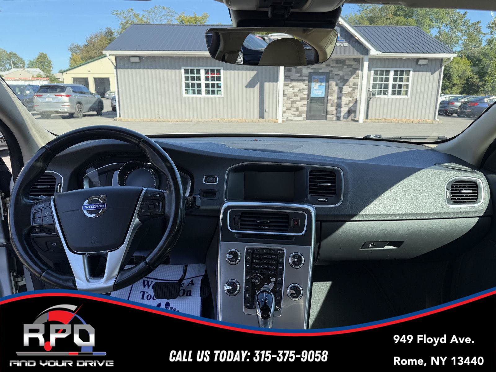 Used 2018 Volvo S60 T5 Inscription AWD/4WD image 10