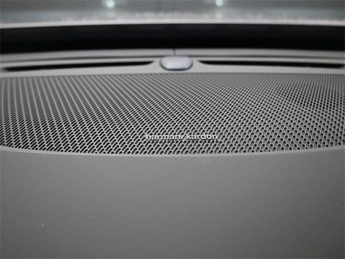 New 2026 Volvo XC90 B6 Plus w/ Protection Package Premier image 31