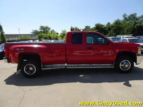 Used 2008 Chevrolet Silverado 3500 LT w/ EZ-Lift Tailgate Package AWD/4WD image 6