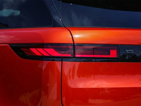 New 2025 Land Rover Range Rover Sport SV Edition Two image 11