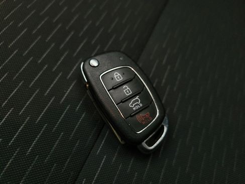 Used 2020 Hyundai Tucson SE FWD image 32