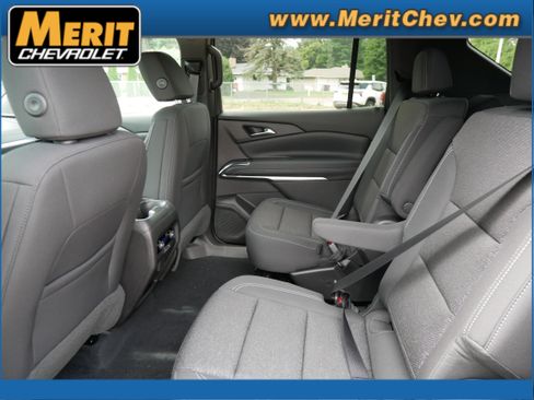 New 2026 Chevrolet Traverse LT w/ Midnight/Sport Edition image 5