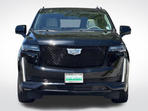 Used 2021 Cadillac Escalade Sport Platinum image 8