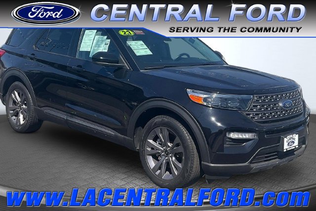 Certified 2023 Ford Explorer XLT w/ Equipment Group 202A RWD image 1