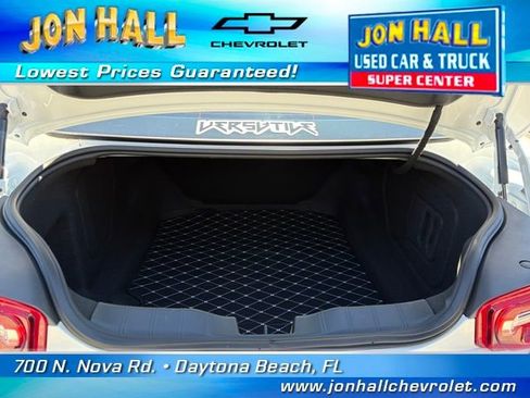 Used 2022 Chevrolet Camaro LT w/ Technology Package image 11