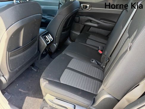 New 2026 Kia Sorento LX FWD image 12