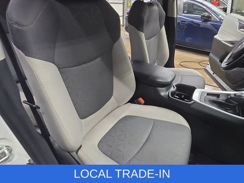 Used 2023 Toyota RAV4 XLE w/ Convenience Package FWD image 10