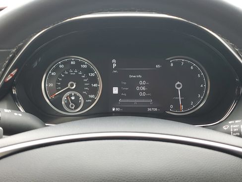 Used 2025 Genesis GV70 2.5T AWD/4WD image 24