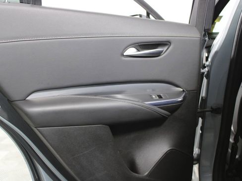 Used 2024 Cadillac XT4 Premium Luxury image 31
