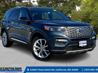 Used 2023 Ford Explorer Platinum w/ Technology Package
