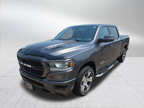 Used 2024 RAM 1500 Laramie AWD/4WD image 4
