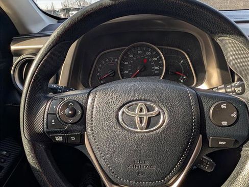 Used 2014 Toyota RAV4 XLE image 35