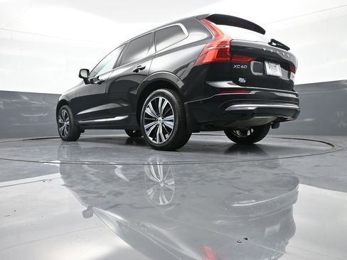 Used 2022 Volvo XC60 B5 Inscription w/ Advanced Package image 34