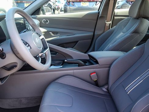 New 2025 Hyundai Elantra Sport image 12