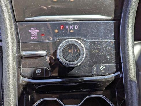 Used 2023 Jeep Grand Cherokee 4WD 4xe image 12