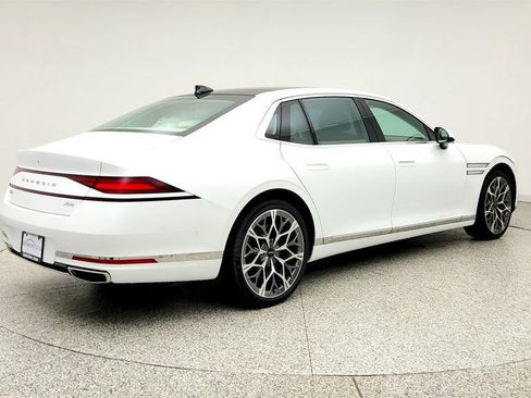 Used 2023 Genesis G90 3.5T AWD/4WD image 5
