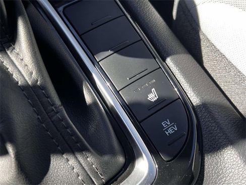 Used 2022 Hyundai Ioniq SEL image 14