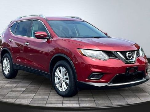 Used 2015 Nissan Rogue SV w/ SV Premium Package AWD/4WD image 3