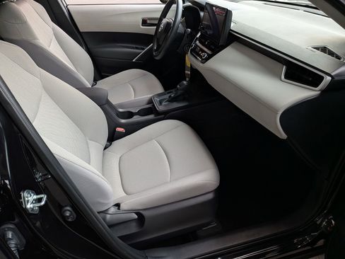 Used 2026 Toyota Corolla Cross L FWD image 31