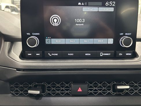 Used 2023 Honda Accord EX image 26