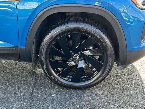 Used 2024 Volkswagen Atlas Cross Sport SE image 10