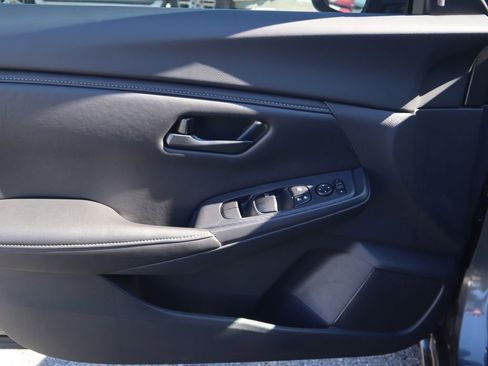 New 2025 Nissan Sentra S image 16