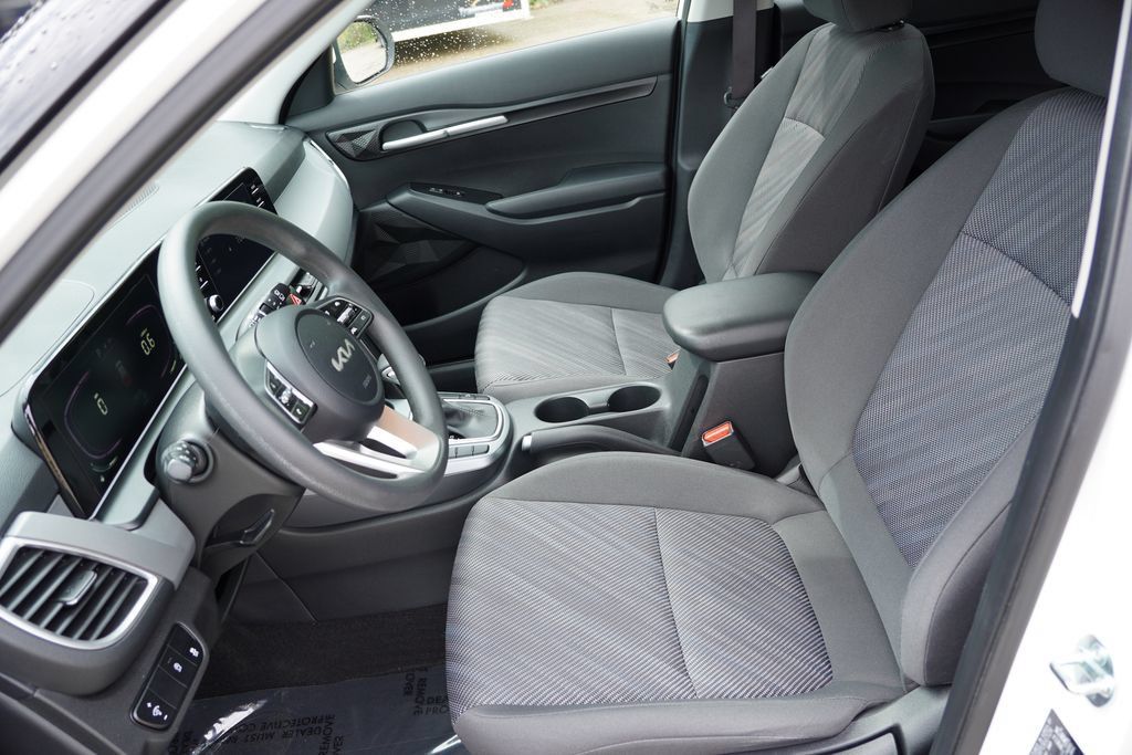 Certified 2024 Kia Seltos LX AWD/4WD image 15