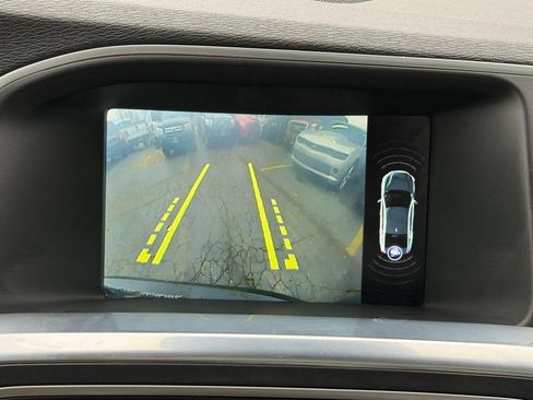 Used 2016 Volvo S60 T5 Inscription Platinum image 32