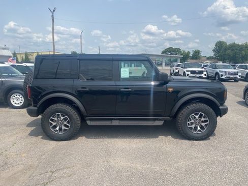 New 2025 Ford Bronco Badlands image 7