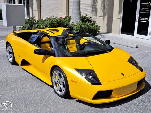 Used 2005 Lamborghini Murcielago Roadster image 17