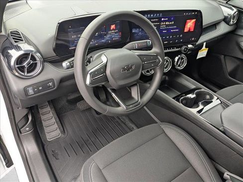 New 2026 Chevrolet Blazer EV LT image 3