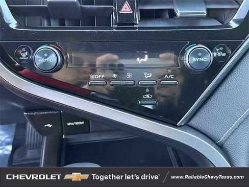 Used 2023 Toyota Camry SE w/ Convenience Package image 21
