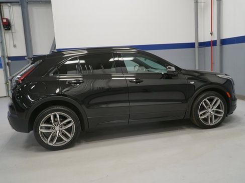 Used 2023 Cadillac XT4 Sport image 7