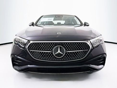 New 2026 Mercedes-Benz E 350 4MATIC Sedan image 2