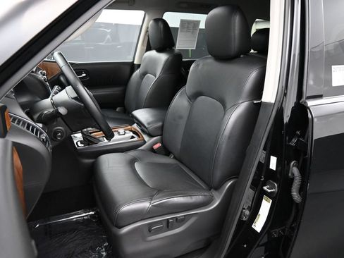 Used 2023 Nissan Armada SL w/ Captain's Chairs Package RWD image 18
