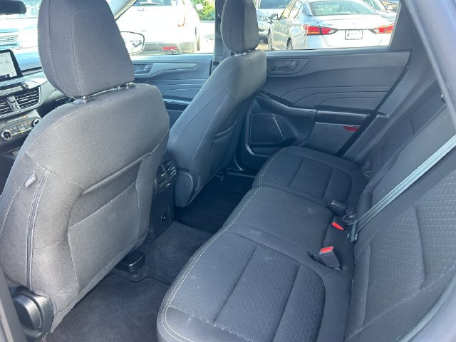 Used 2025 Ford Escape Active AWD/4WD image 30