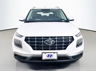 New 2026 Hyundai Venue SEL video 2