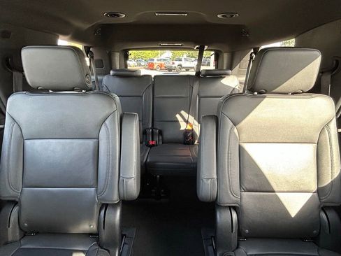 Used 2024 Chevrolet Tahoe LT AWD/4WD image 13