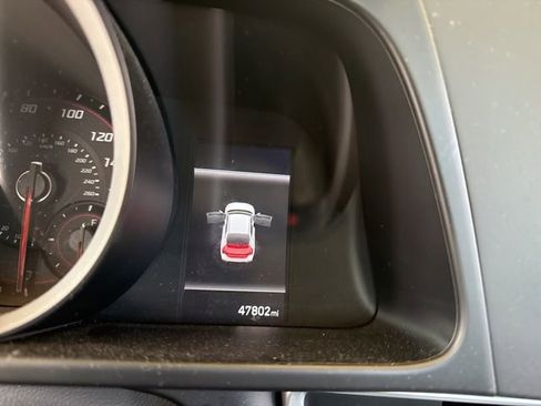 Used 2021 Hyundai Elantra SEL w/ Cargo Package FWD image 1